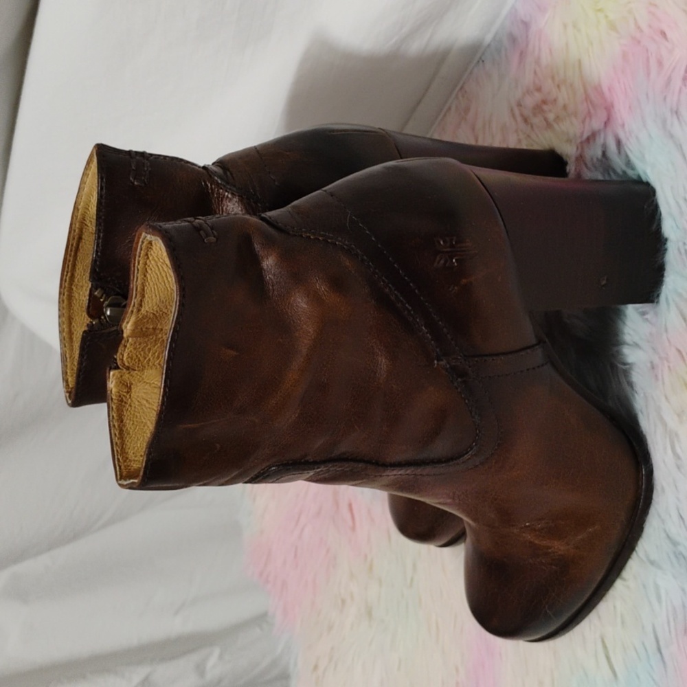 SALE! Frye Patty Artisan Zip Up Boots Sz.7M Gently Worn (#8 CRATE) - Picture 2 of 16